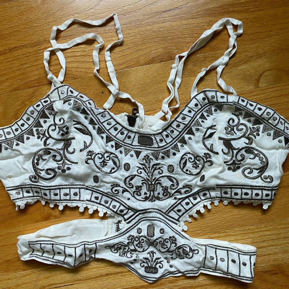 Jetset Diaries Aztex Crop top